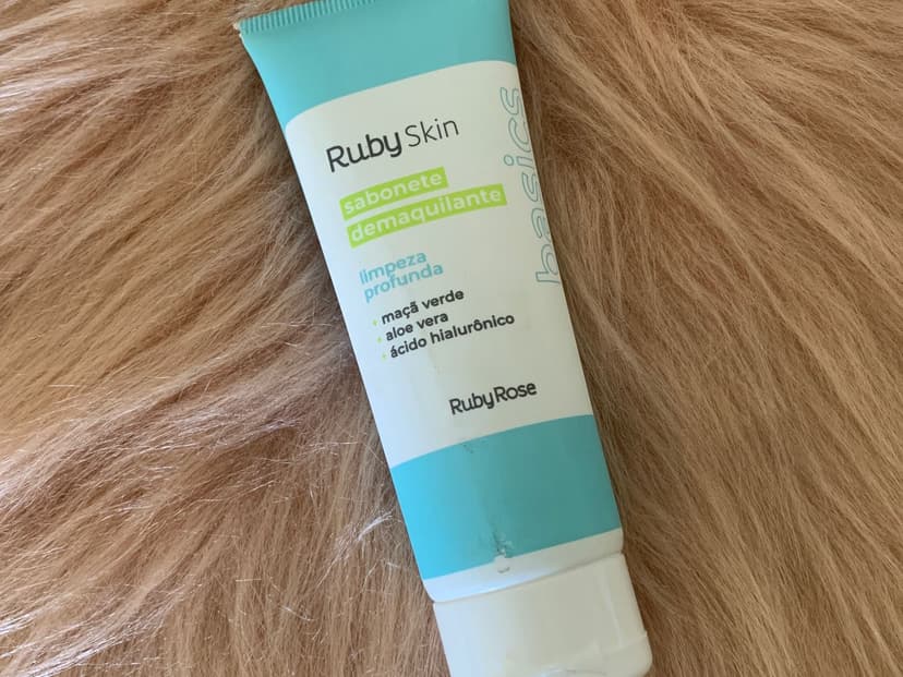 SABONETE DEMAQUILANTE